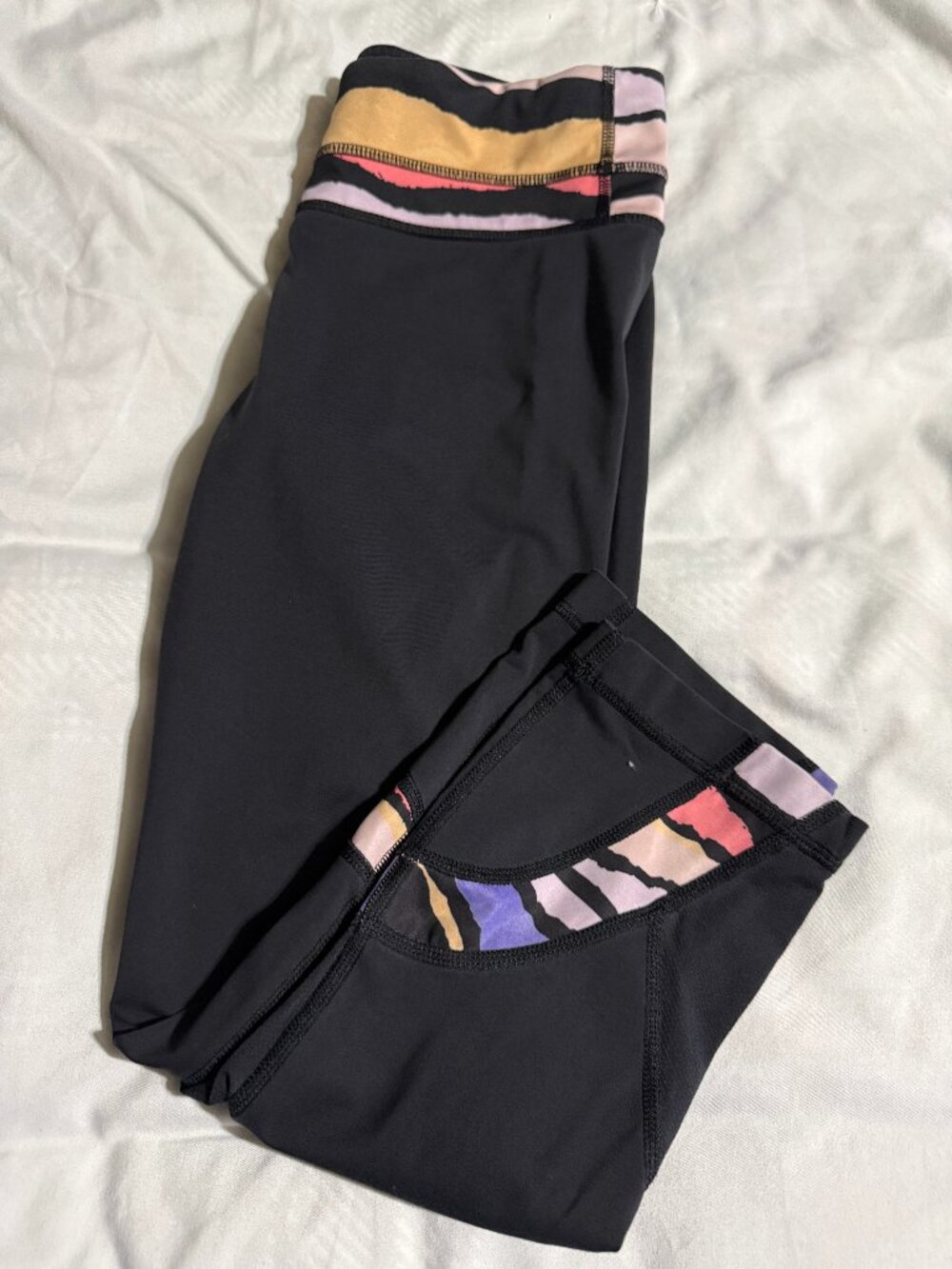 Lululemon Run:Inspire Crop II Leggings Black w/Bleacher Strip  (22)